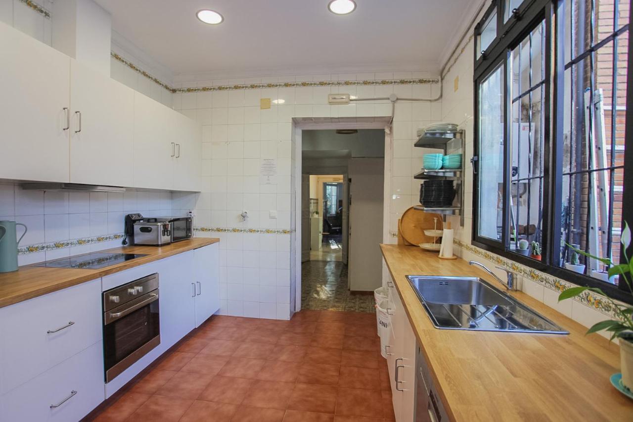 Barbatuke Bed & Bike Hostel Μάλαγα Εξωτερικό φωτογραφία