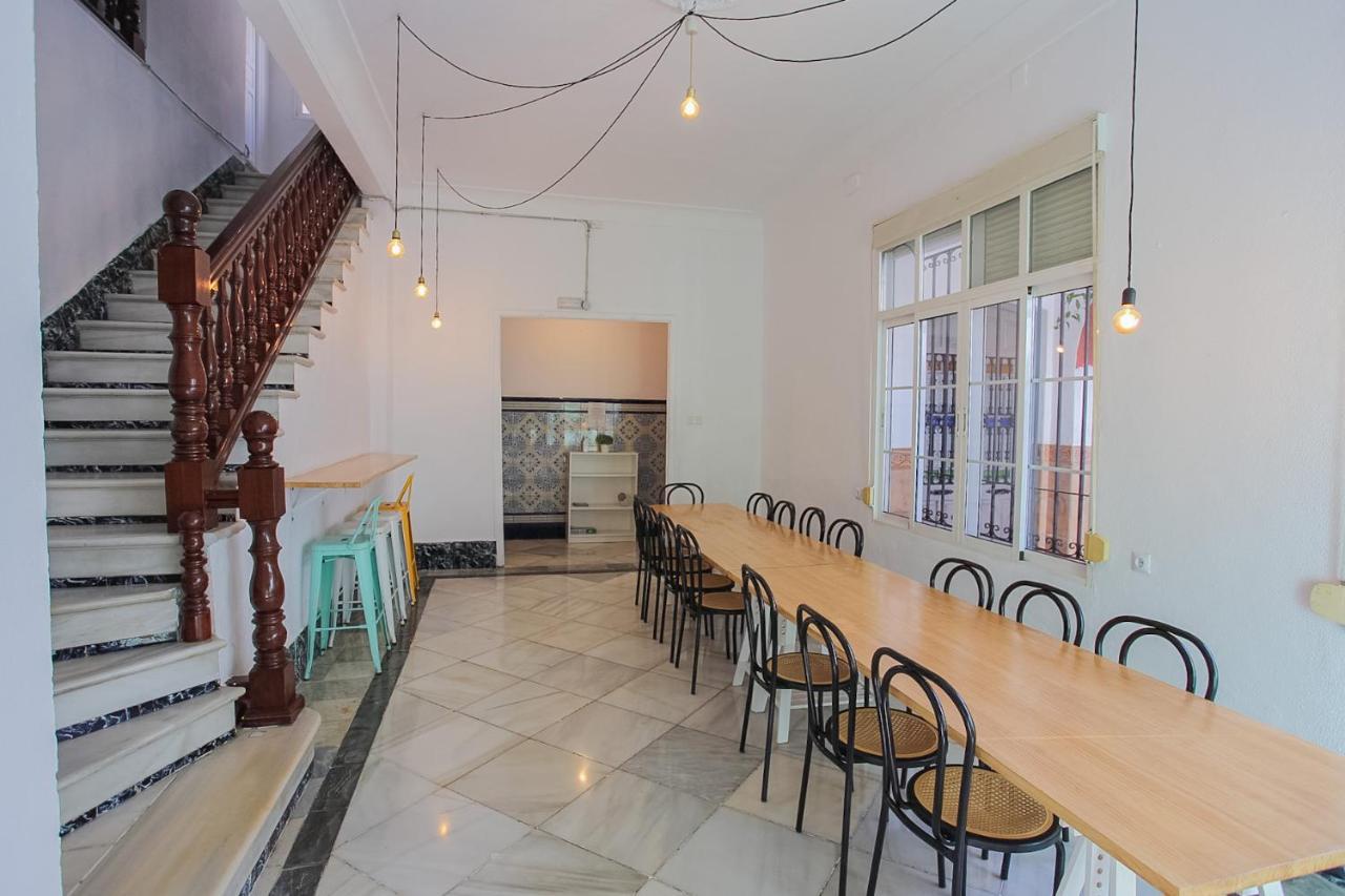 Barbatuke Bed & Bike Hostel Μάλαγα Εξωτερικό φωτογραφία
