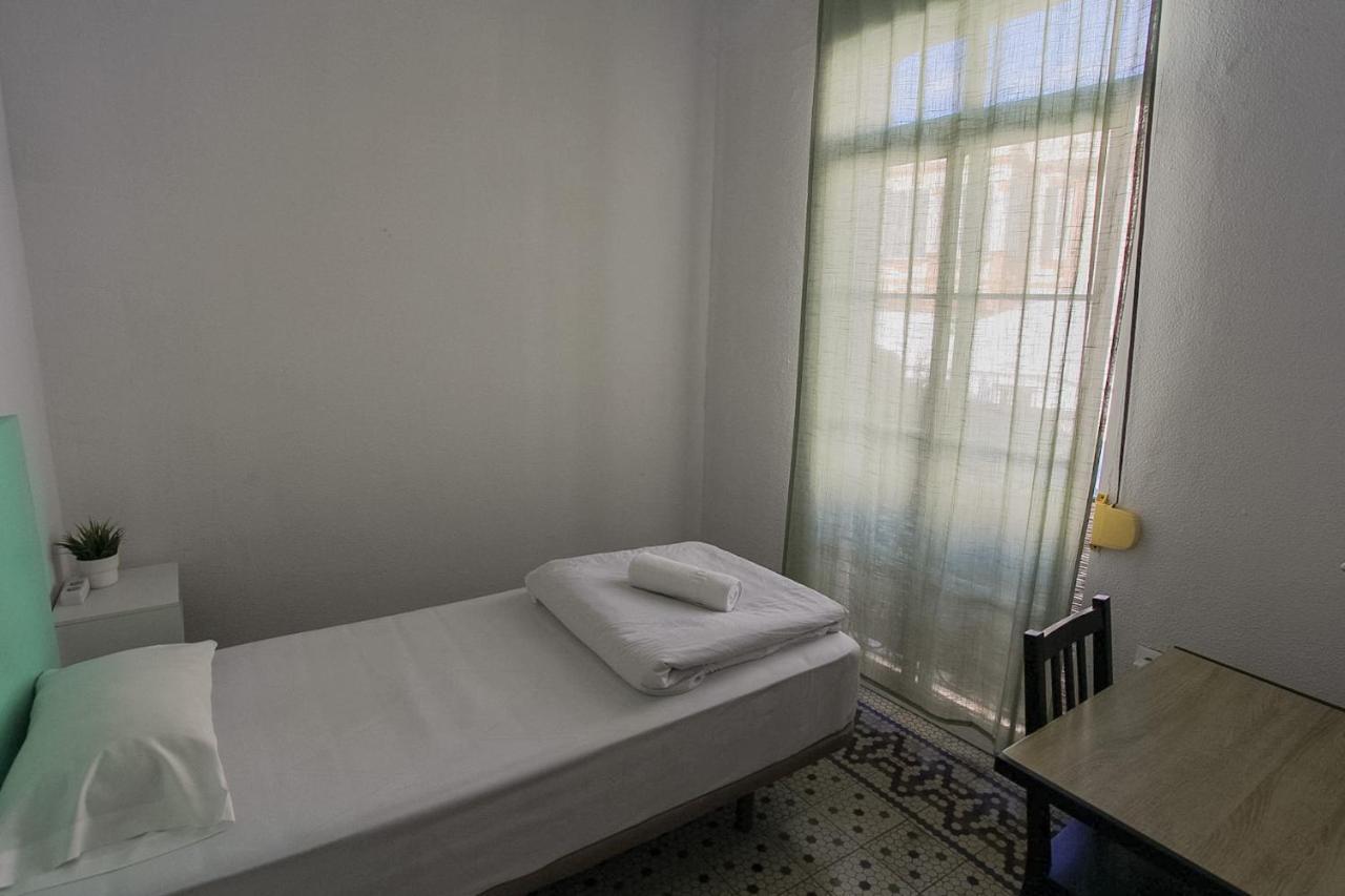 Barbatuke Bed & Bike Hostel Μάλαγα Εξωτερικό φωτογραφία
