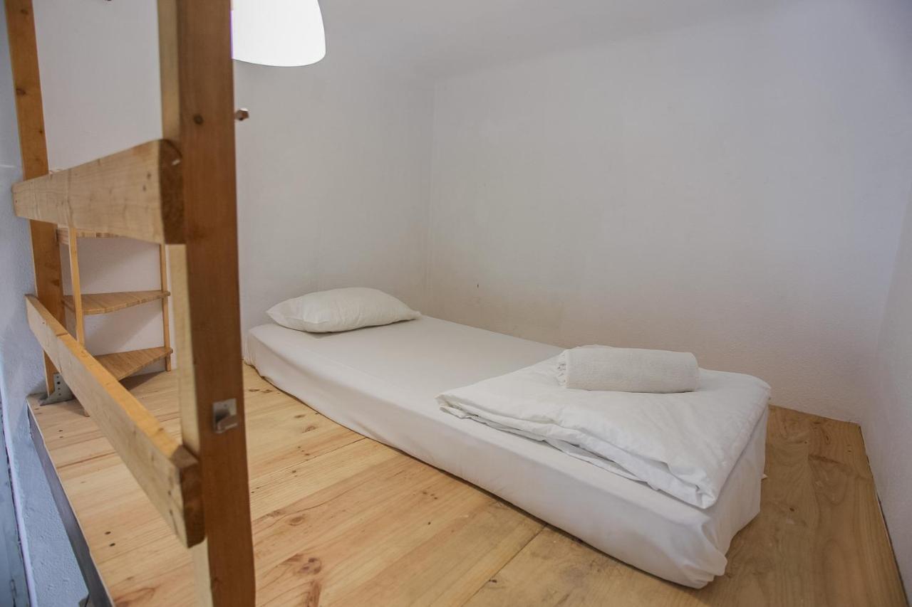 Barbatuke Bed & Bike Hostel Μάλαγα Εξωτερικό φωτογραφία