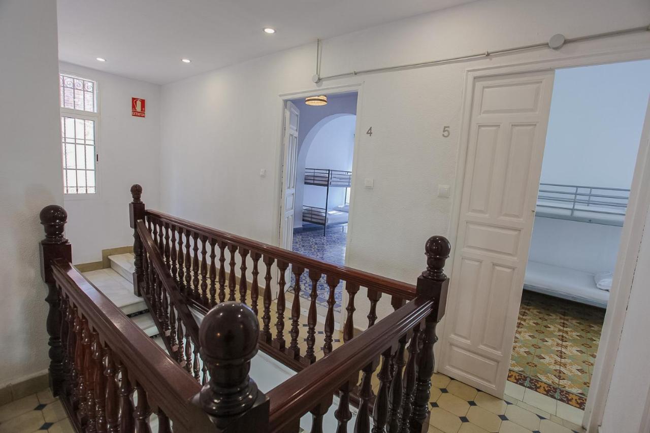 Barbatuke Bed & Bike Hostel Μάλαγα Εξωτερικό φωτογραφία