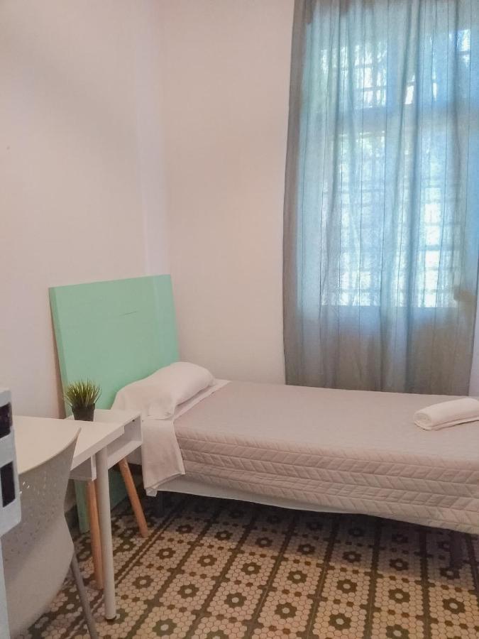 Barbatuke Bed & Bike Hostel Μάλαγα Εξωτερικό φωτογραφία
